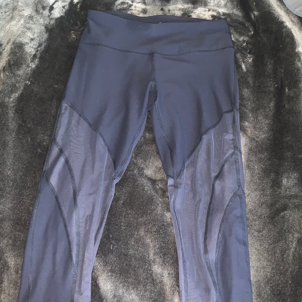 90 Degree Angle Leggings